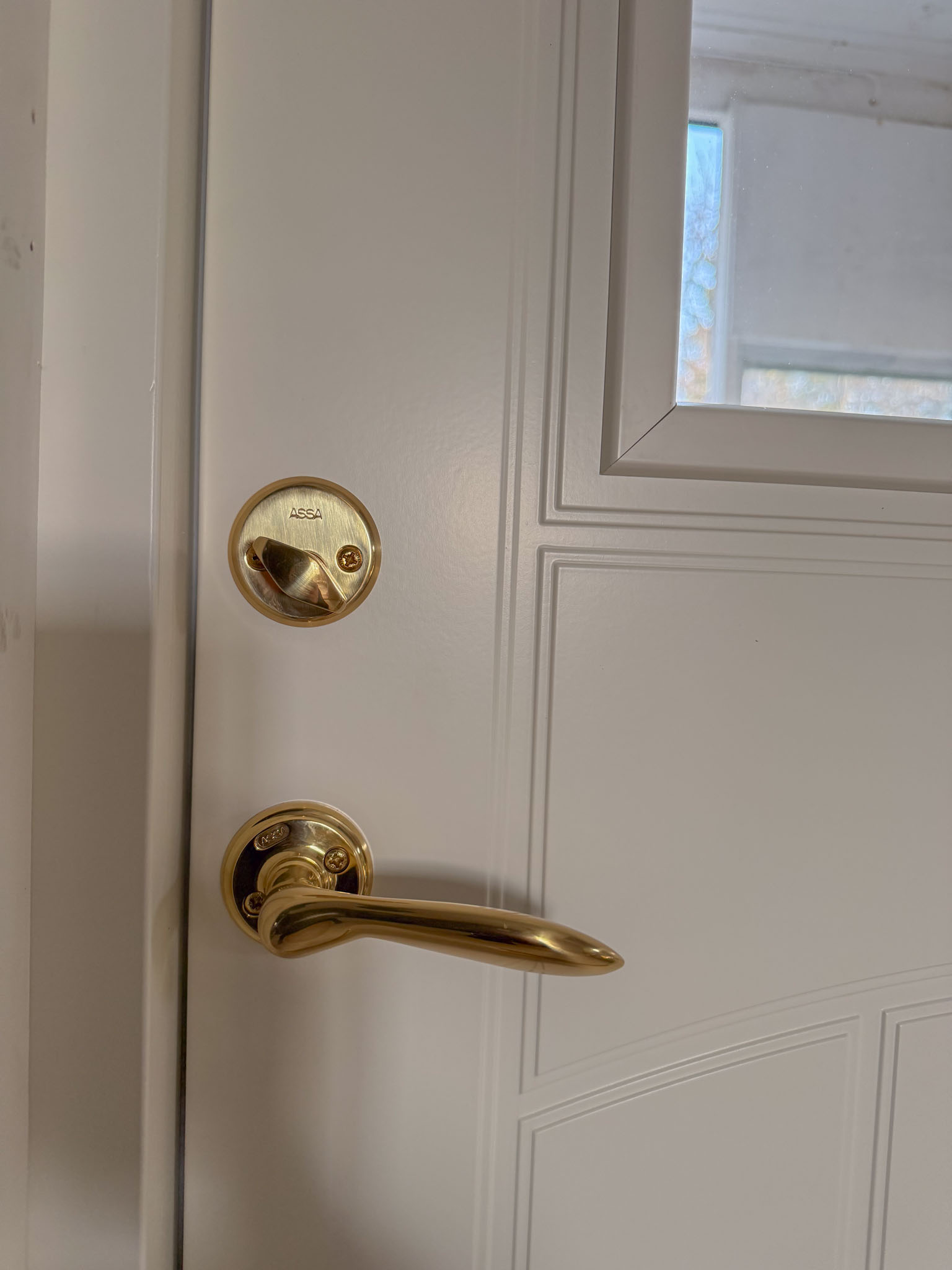 Ny ytterdörr från Doorly